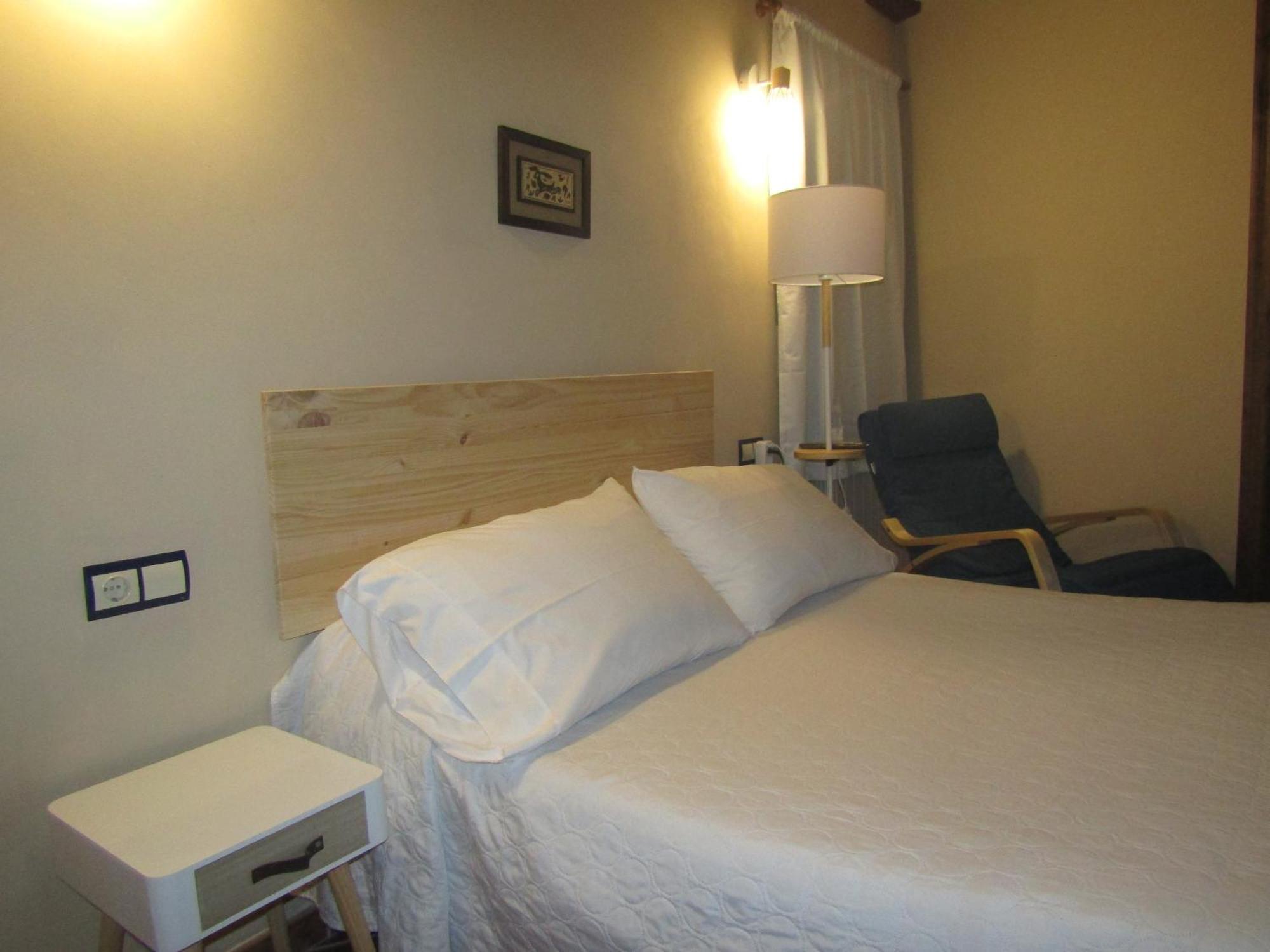 Hostal Paquita Allepuz Kültér fotó